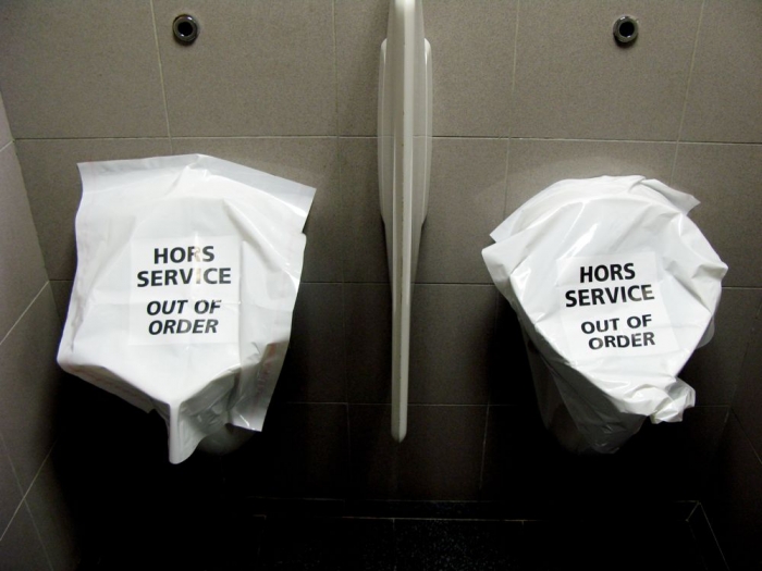 hors service / out of order